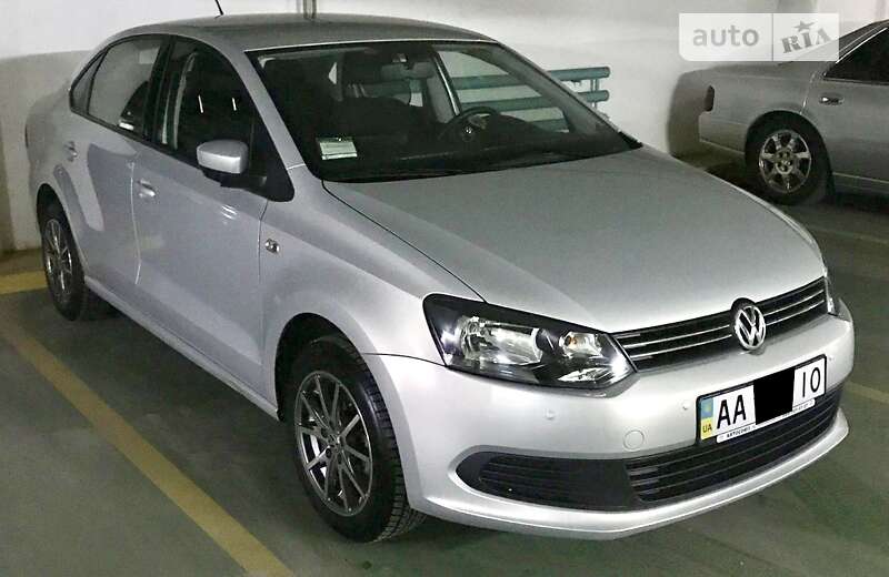 2013 volkswagen polo