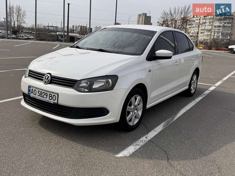 2013 volkswagen polo