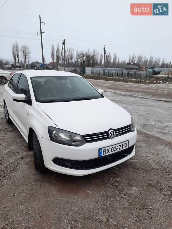 2013 volkswagen polo