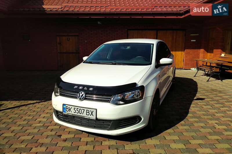 2013 volkswagen polo