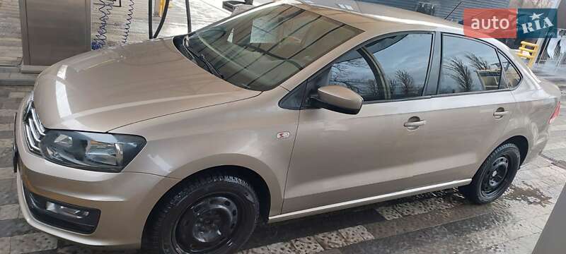 2016 volkswagen polo