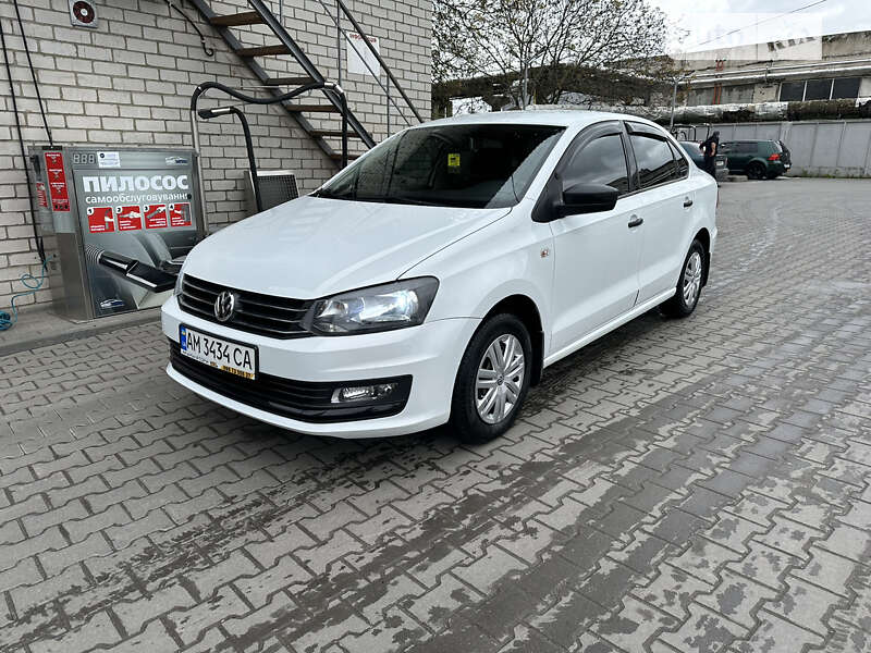 2019 volkswagen polo