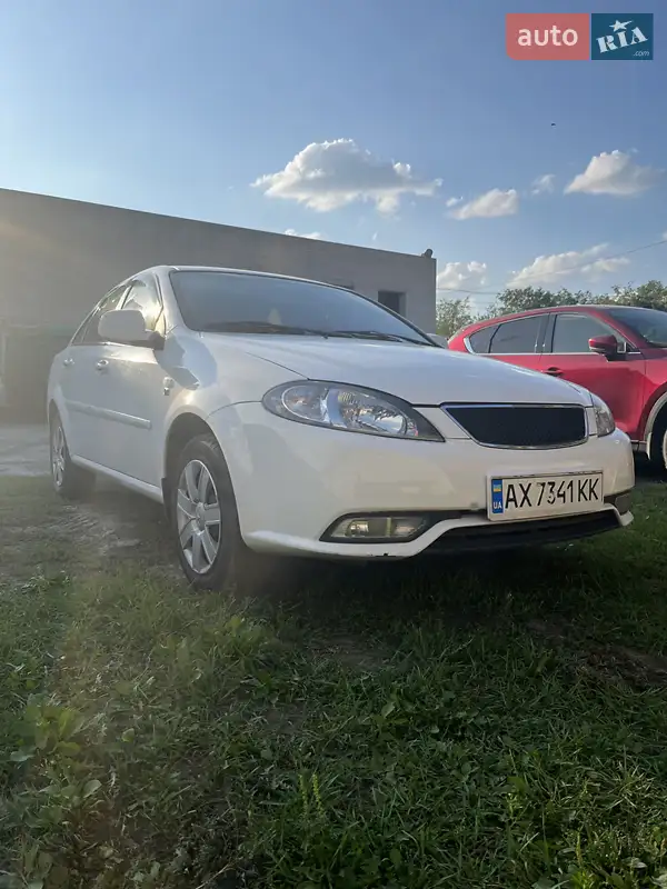 2013 daewoo gentra