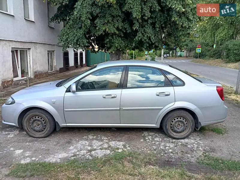 2013 daewoo gentra