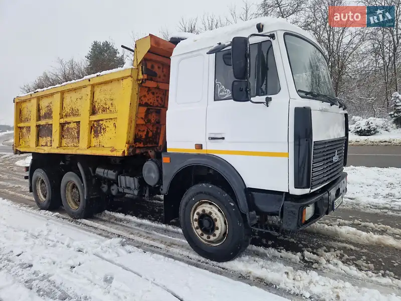 2007 maz 551605
