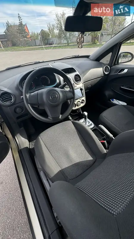 2008 opel corsa