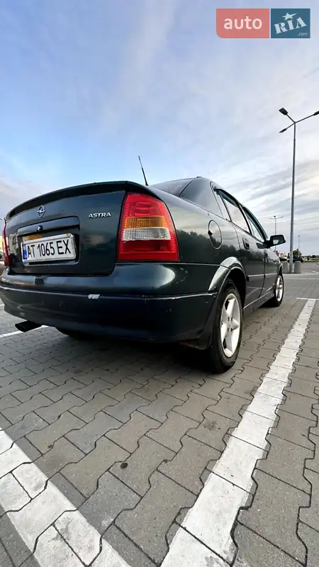 2004 opel astra