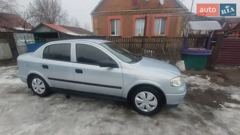 2004 opel astra