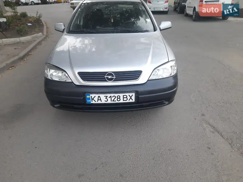 2005 opel astra