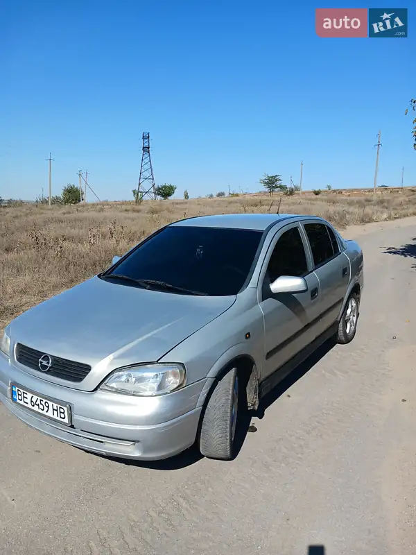 2005 opel astra