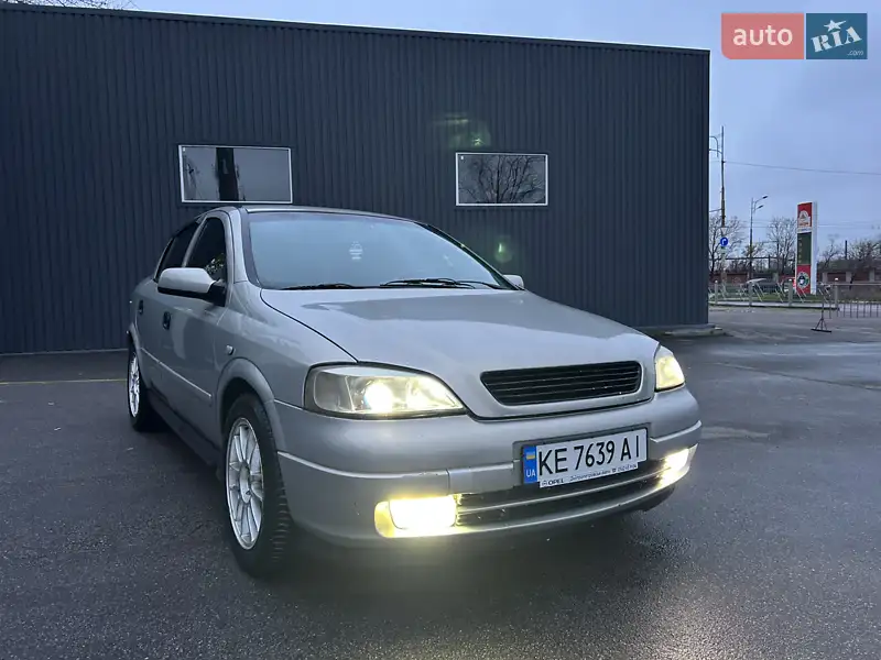 2005 opel astra