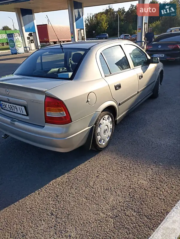 2006 opel astra