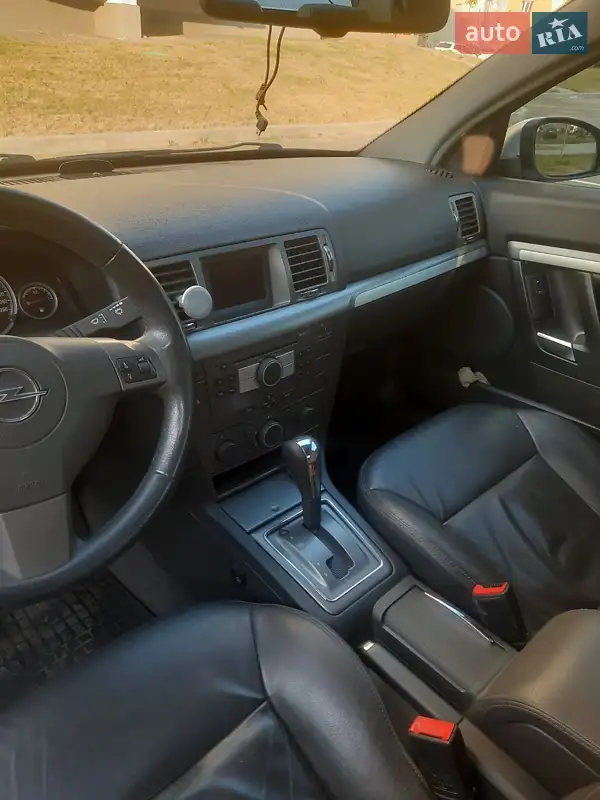 2008 opel vectra