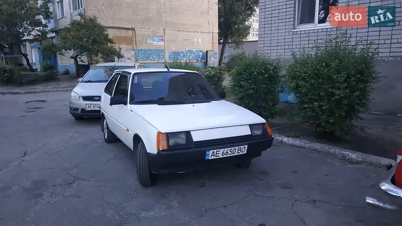 2001 zaz 1102