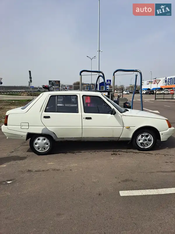 2004 zaz 110307