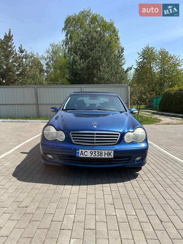 2003 mercedes-benz c 180