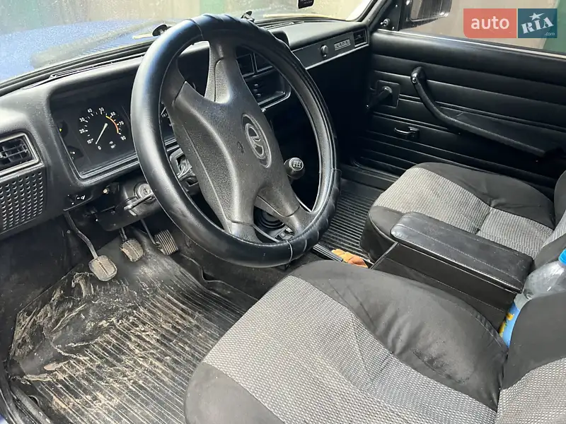 2005 vaz 21070