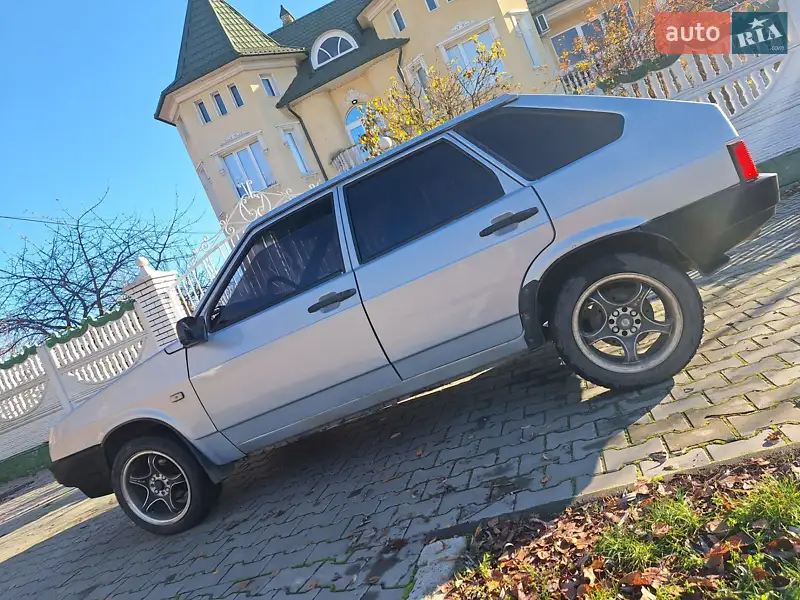 2004 vaz 210930