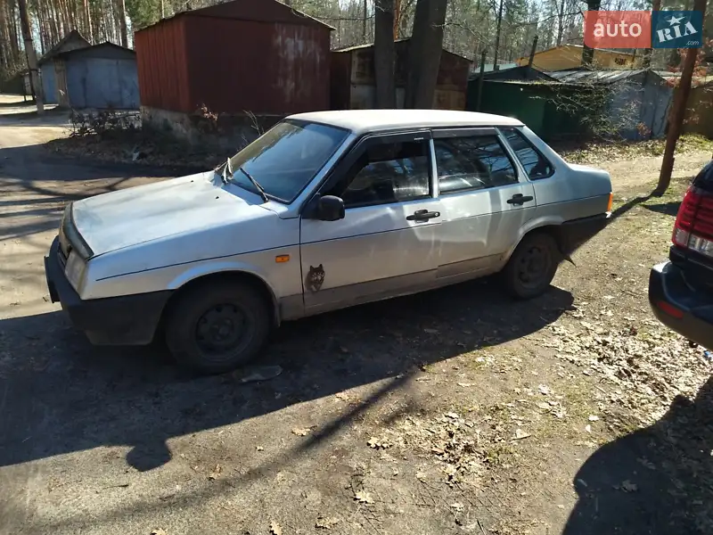 2005 vaz 21099