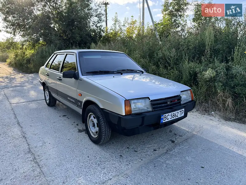 2005 vaz 21099
