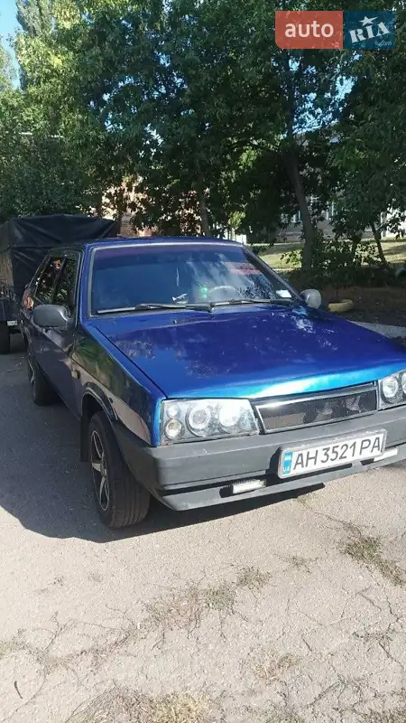 2005 vaz 210990