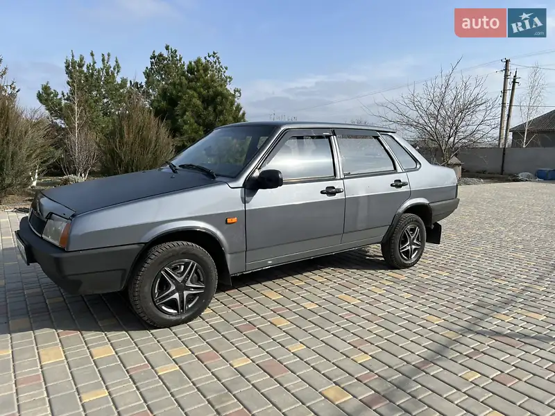 2006 vaz 210990