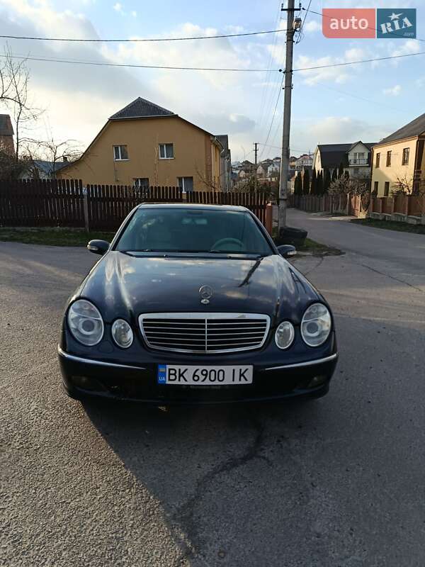 2002 mercedes-benz e 240