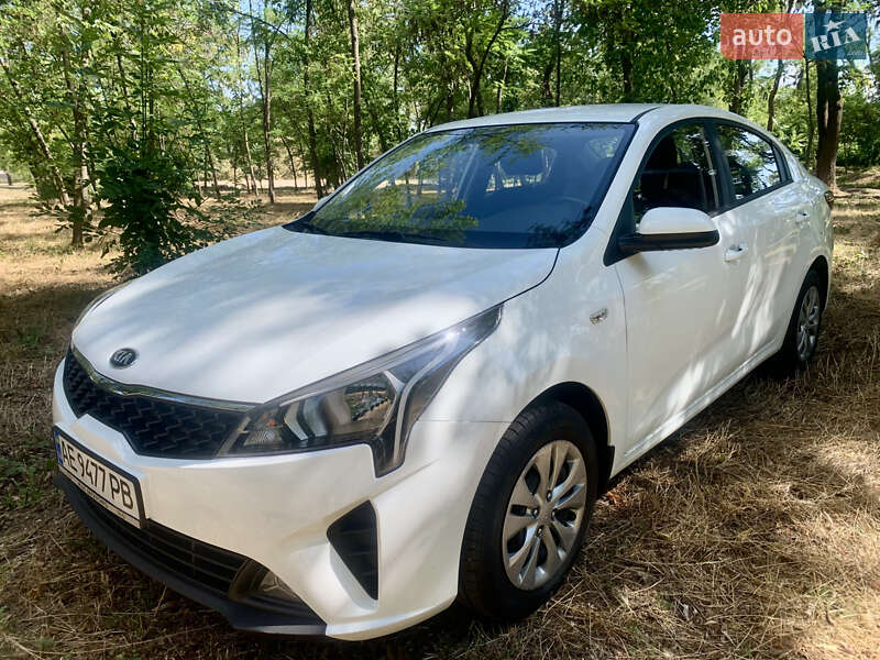 2021 kia rio
