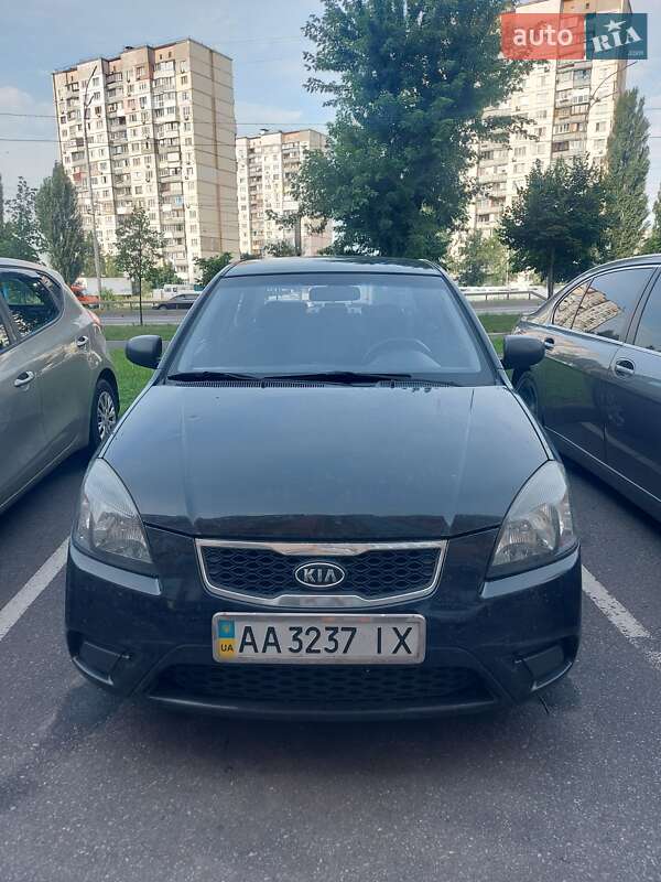 2010 kia rio