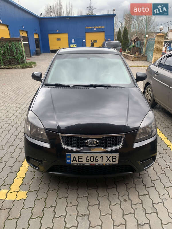 2010 kia rio