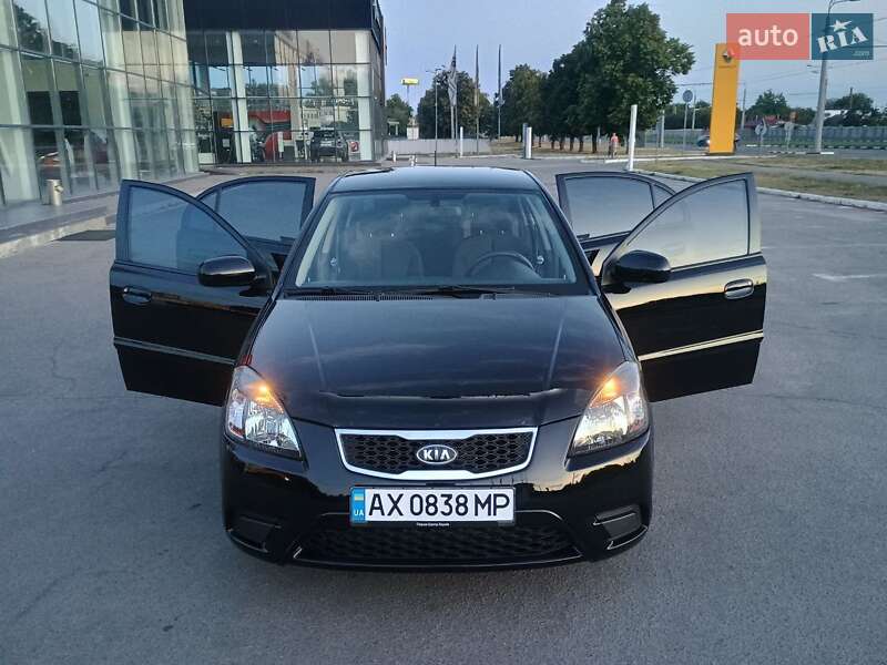 2011 kia rio