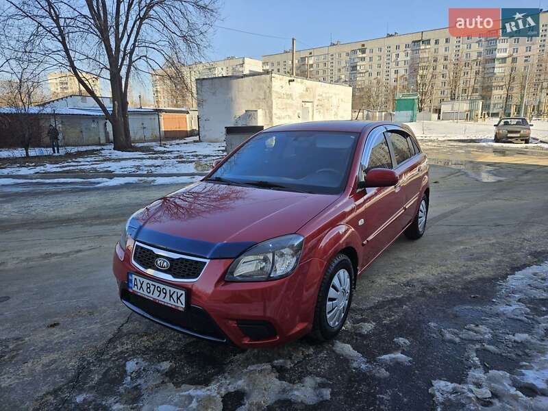 2010 kia rio