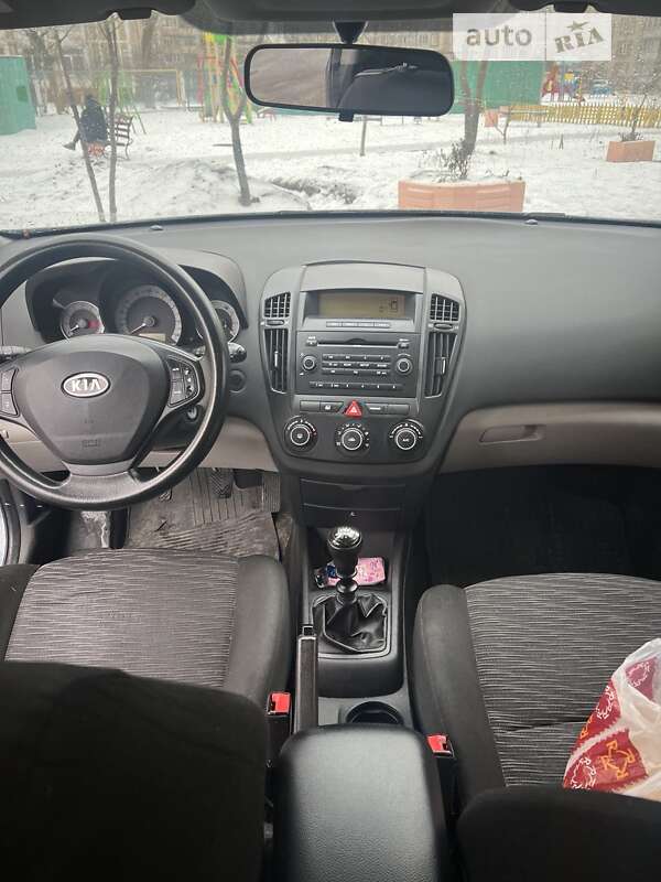 2009 kia ceed