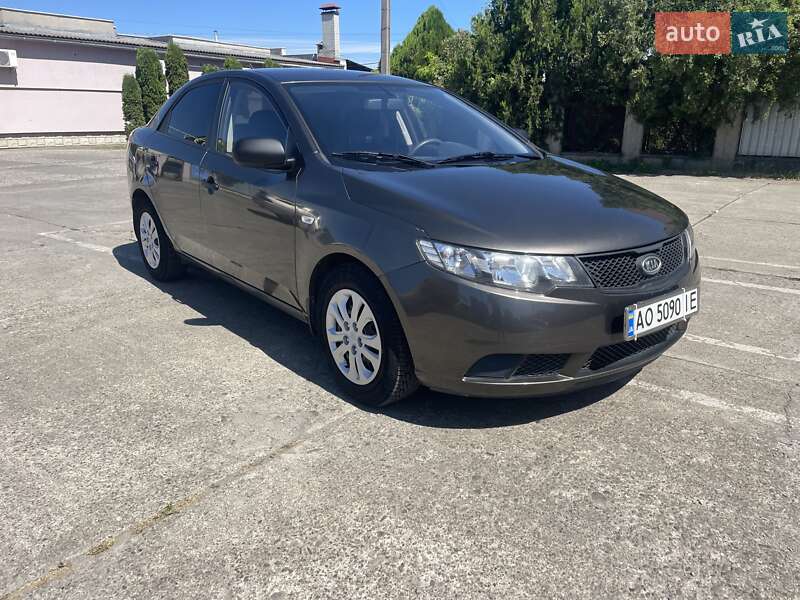 2009 kia cerato