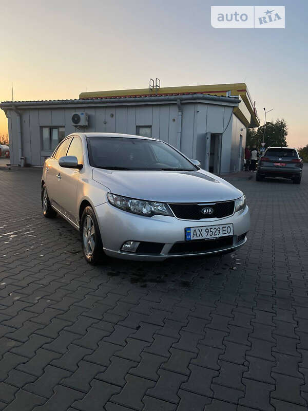 2009 kia cerato