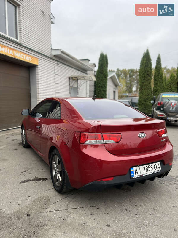 2011 kia cerato