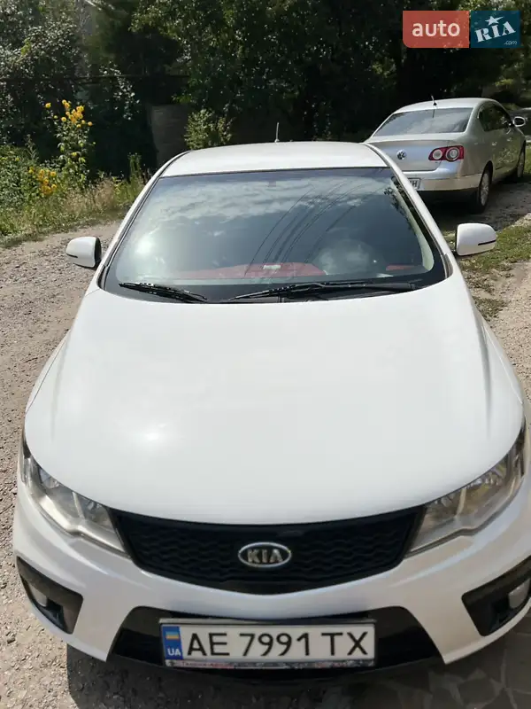 2011 kia cerato