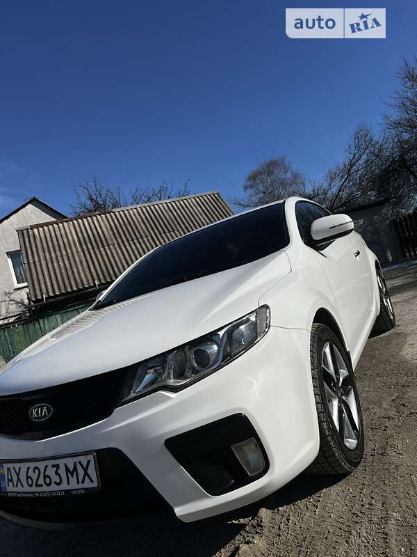 2011 kia cerato