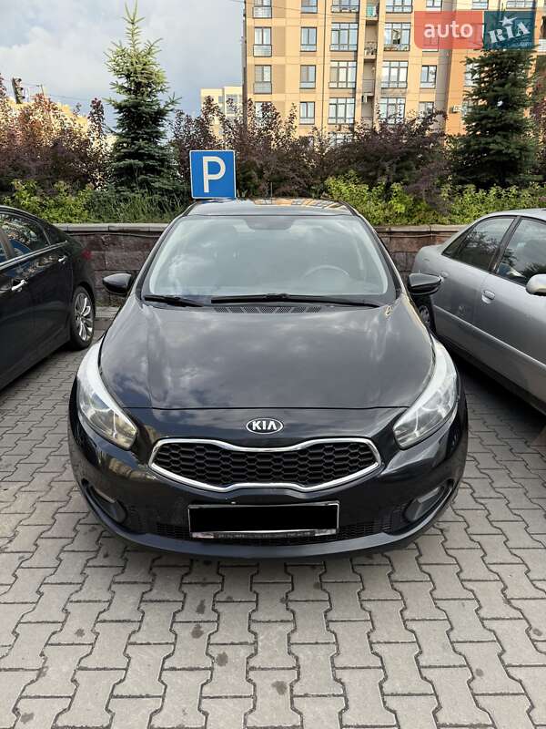 2013 kia ceed