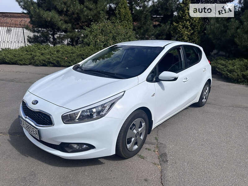 2013 kia ceed