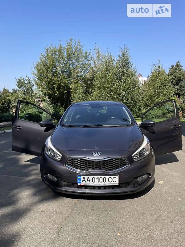 2013 kia ceed