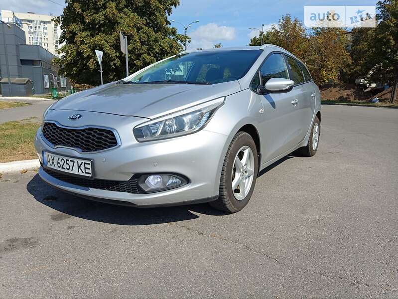2013 kia ceed