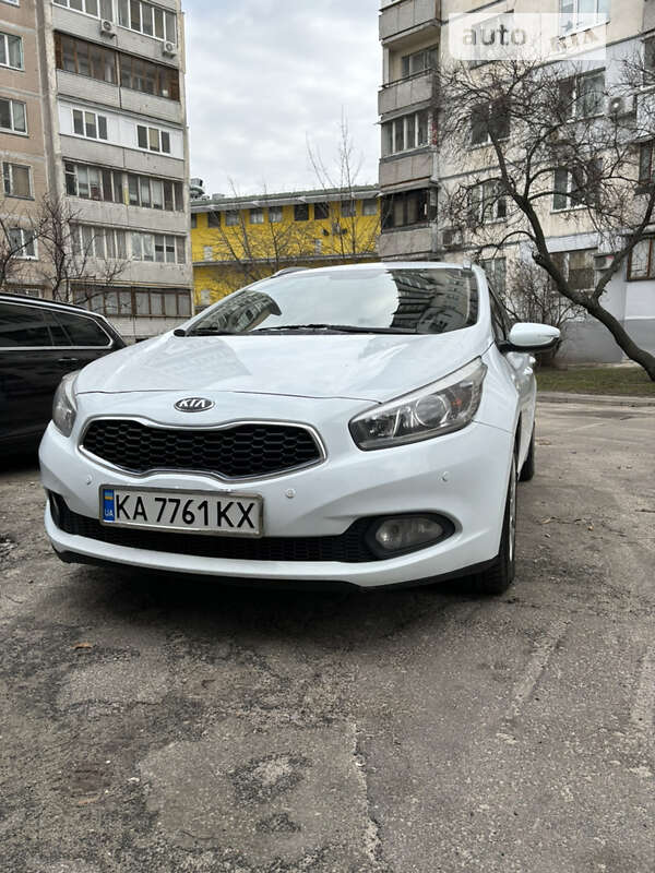 2013 kia ceed