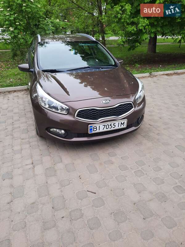 2013 kia ceed