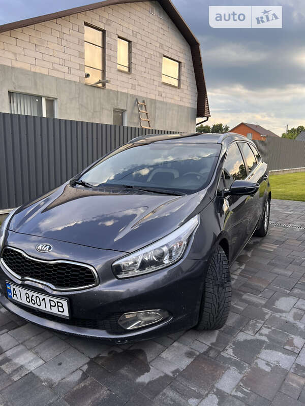 2013 kia ceed