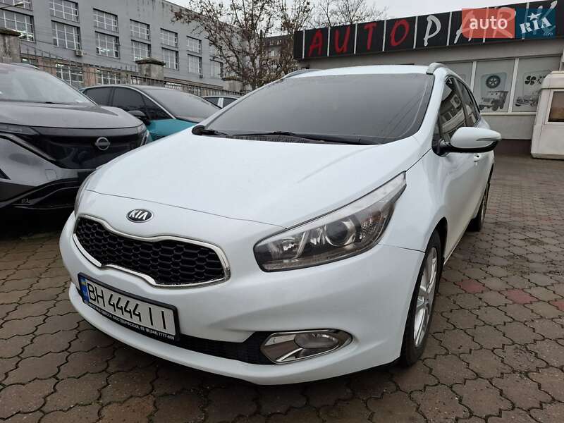 2013 kia ceed