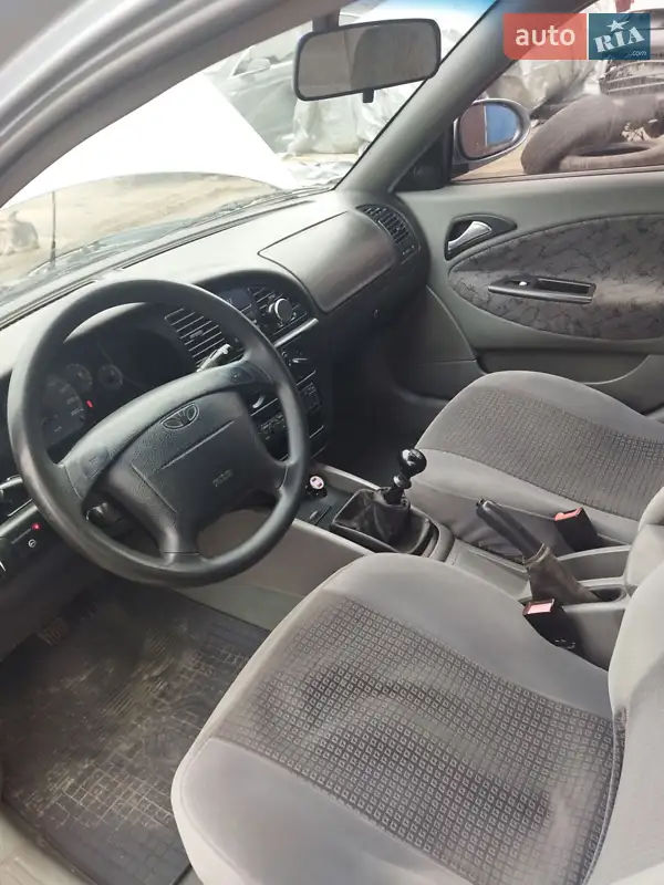 2003 daewoo nubira