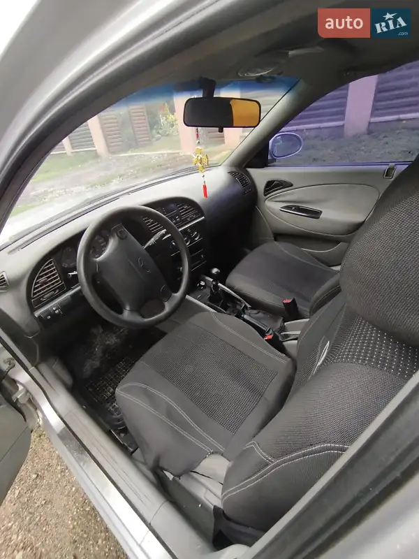 2003 daewoo nubira