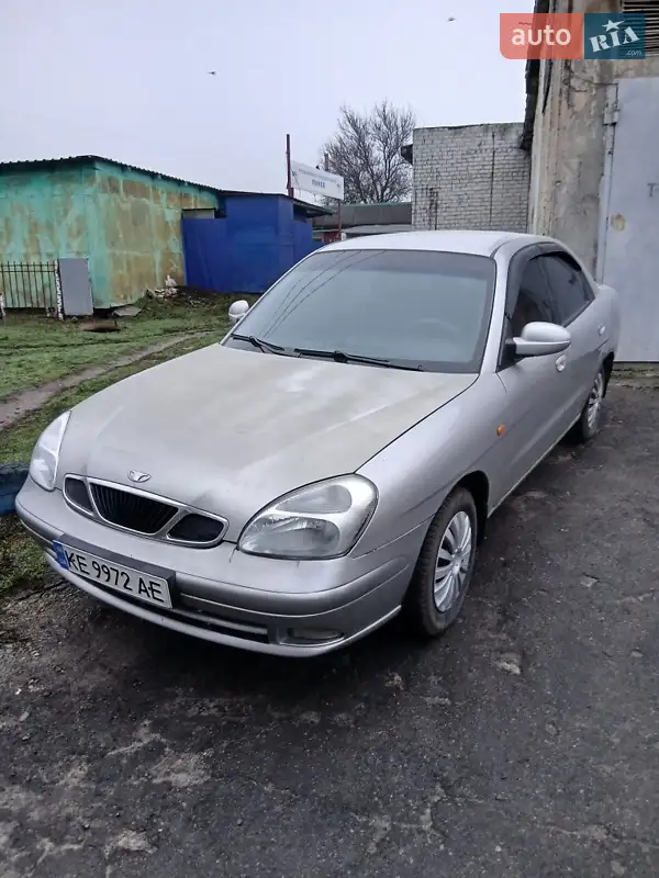 2003 daewoo nubira
