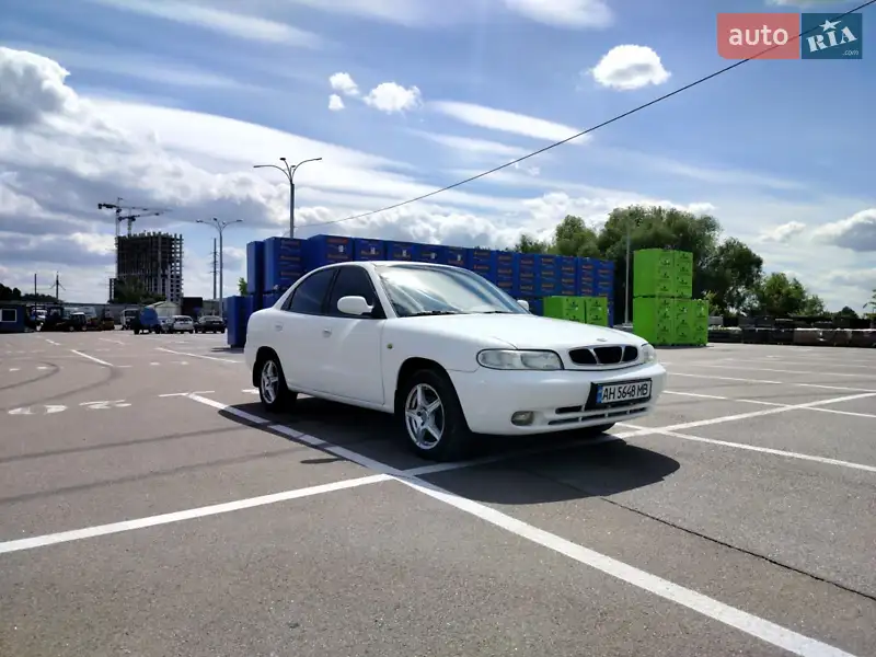 1998 zaz-daewoo nubira